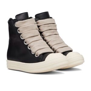 Minimalist High-Fashion High-Top Sneakers
 Black and White High-Top Sneakers